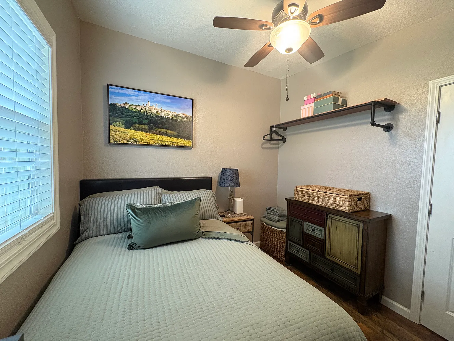 1 bed, $1,995 — Photo 4