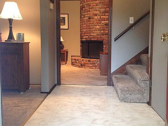 4th image of 8806 Widmer Rd