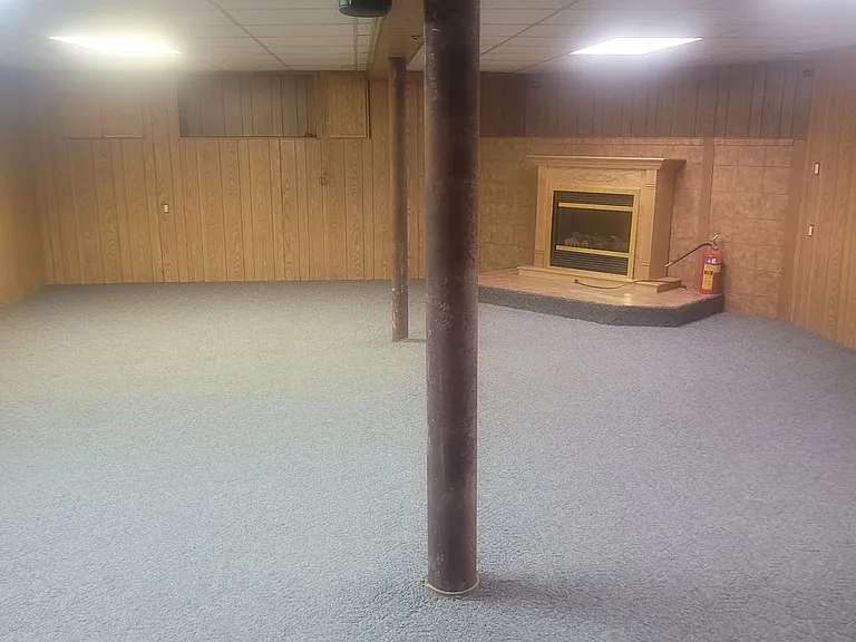 2636 Hickory Dr — Photo 13