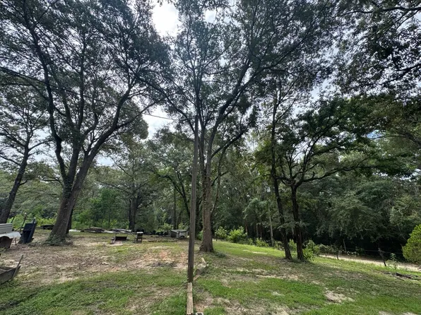 1971 Tower Ln, Westville, FL 32464