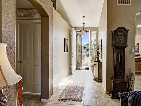 4th image of 2469 E Bonita Canyon Dr