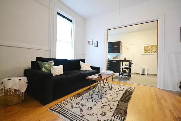 Rented by Bold New York | media 4