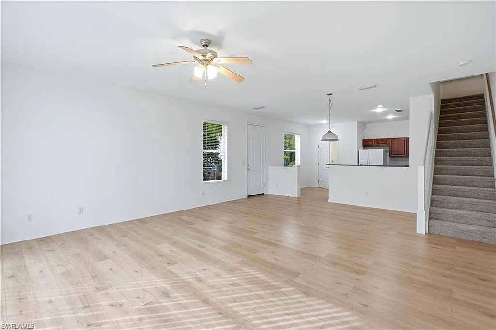 Lakewood Village — Photo 4