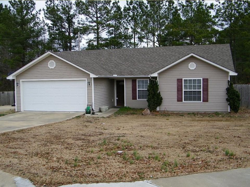 1st image of 17 Brenda Dr