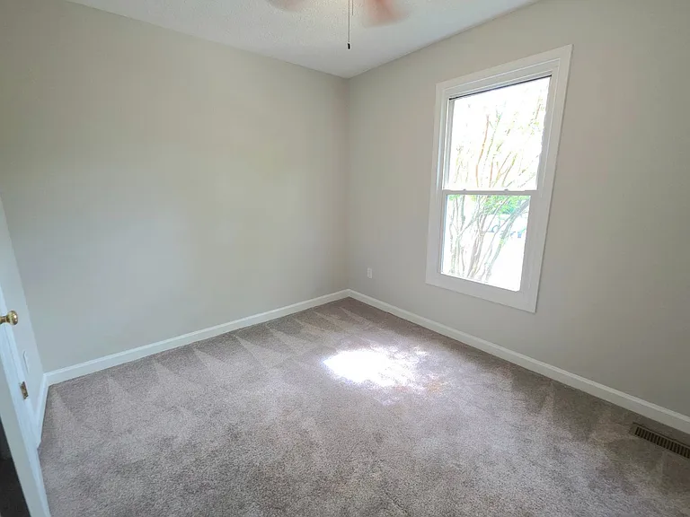 304 Arabian Cir — Photo 26