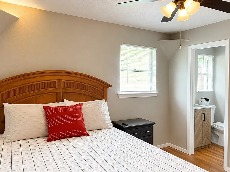 1607 Sagebrush Trl — Photo 13