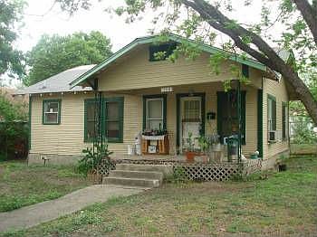1st image of 143 Bailey Ave