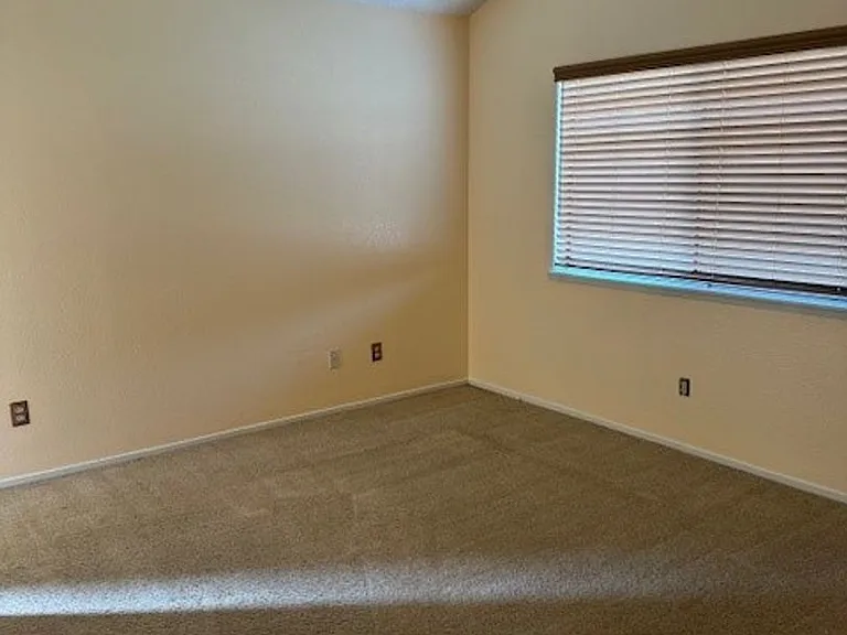 3512 Snowflake Ct — Photo 7