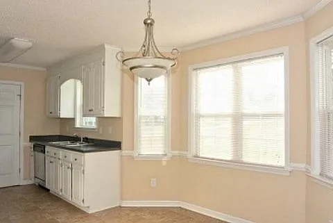 301 Koufax — Photo 4