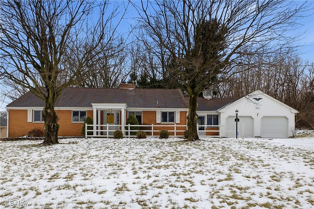 3323 Shirley Rd photo 1