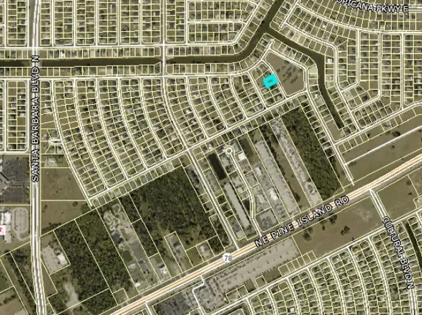 496 NE 4th Pl, Cape Coral, FL 33909