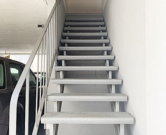 5th image of 451 Ivy St APT 2