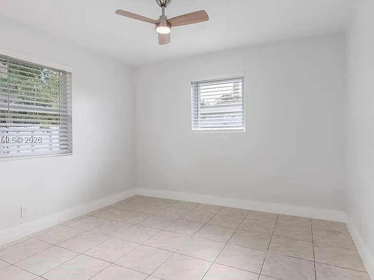 630 SW 28th Dr — Photo 11