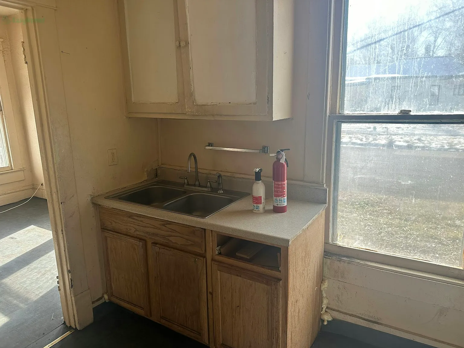 301 North Charlton Street — Photo 4