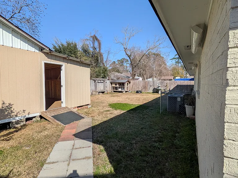 12549 Lorna Ave — Photo 11