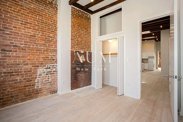 Rented by Zone Corp | media 49