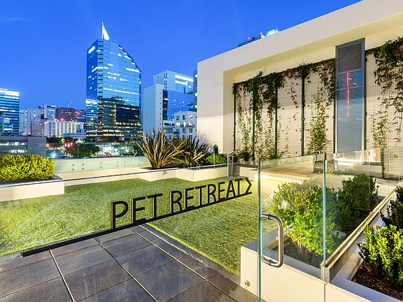 3rd image of 1388 Kettner Blvd Unit 1302