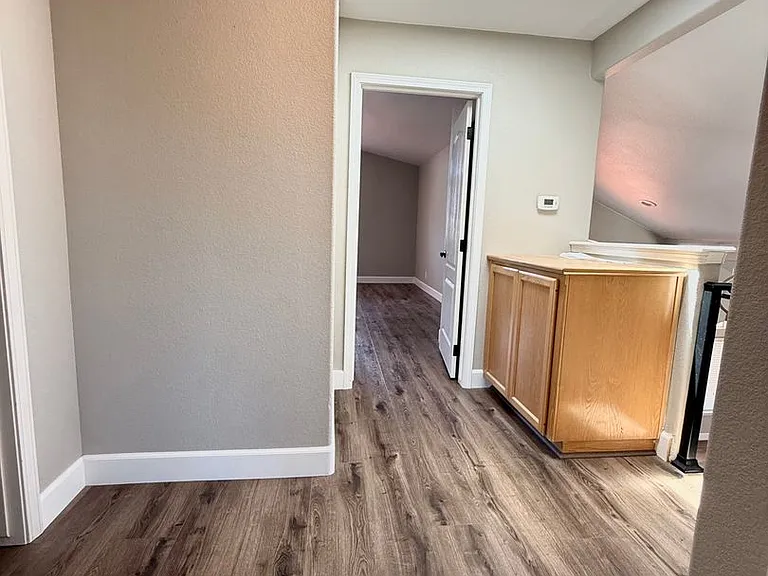 1019 Nanette Ln — Photo 33