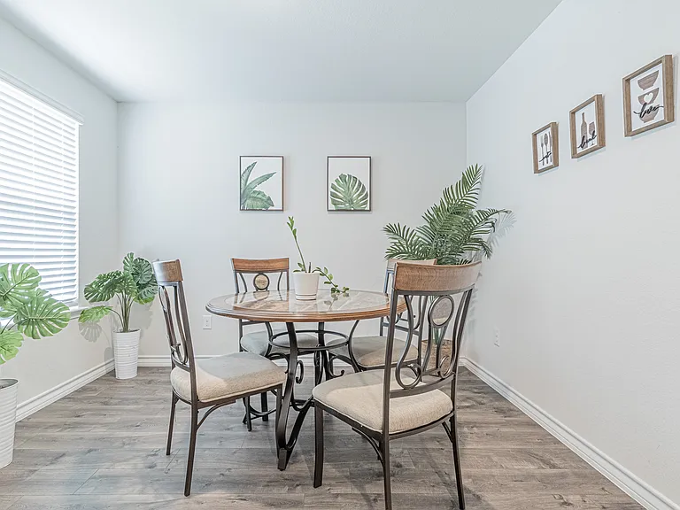 7019 Capella Cir — Photo 4