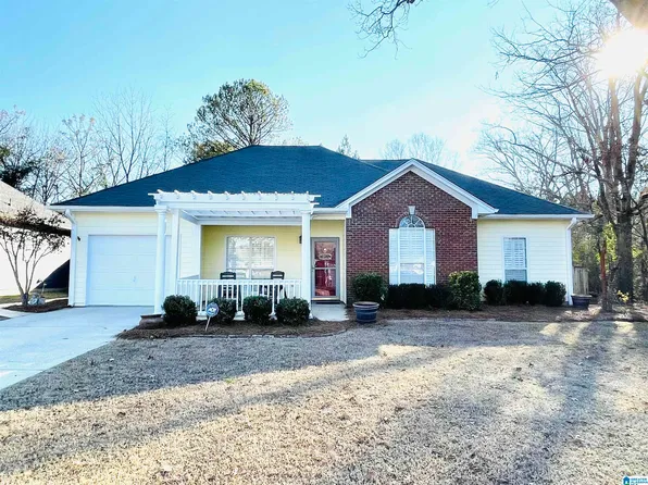 8581 Dover Dr, Leeds, AL 35094