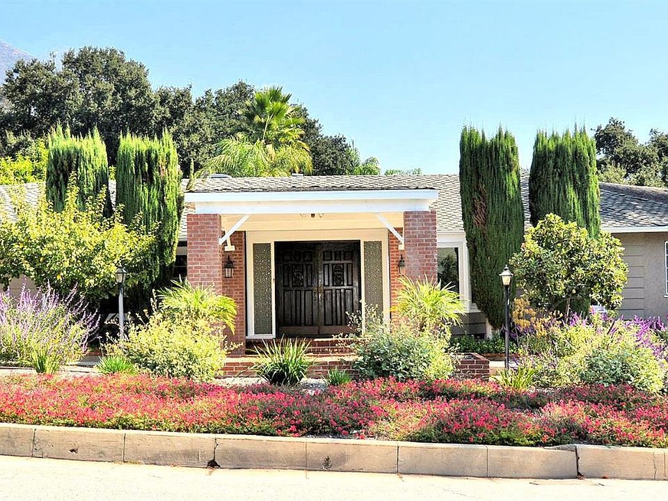 1st image of 1860 Pinecrest Dr