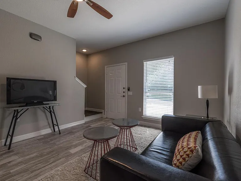6319 Parliament Dr — Photo 6