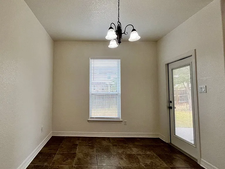 13724 Altamirano — Photo 11
