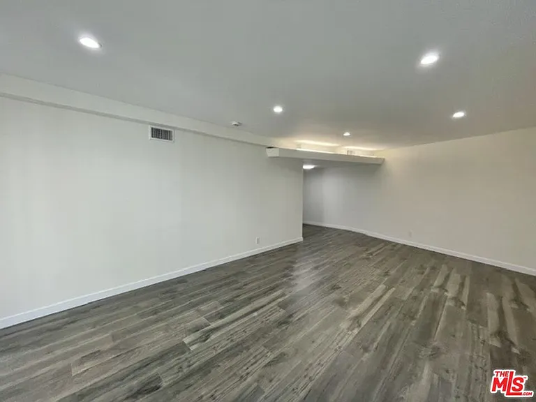 8397 Fountain Ave #203 — Photo 8