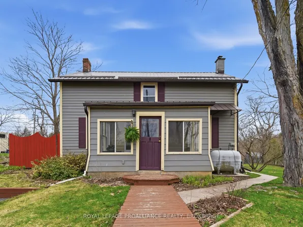 8 Ewart St, Stone Mills, ON K0K 3N0