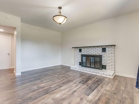 5th image of 504 McCrary Dr
