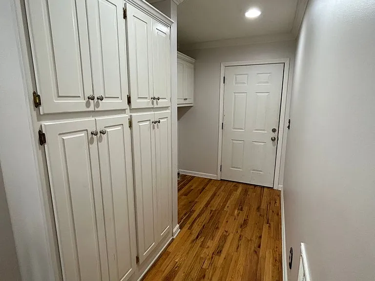 54 Surrey Trl SE — Photo 14