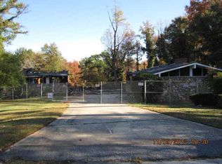 2378 Crestknoll Cir, Decatur, GA 30032