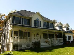 Oak Ridge Dr, Milford, PA 18337