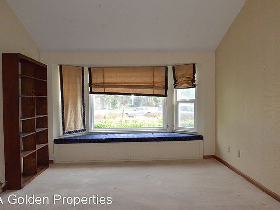 4th image of 5937 Ocean Hills Way