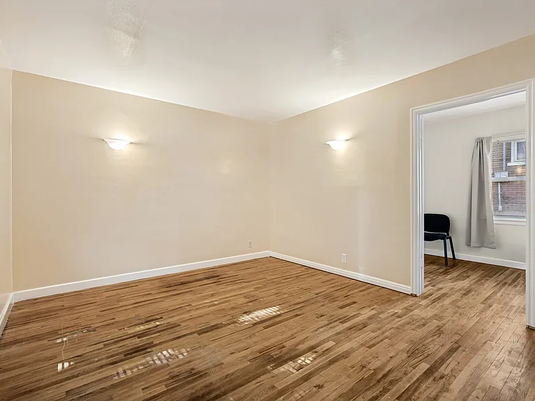 734 E 23rd St S #2 — Photo 15