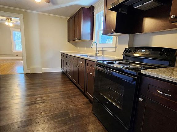 4th image of 80 Ramies Ln APT 2