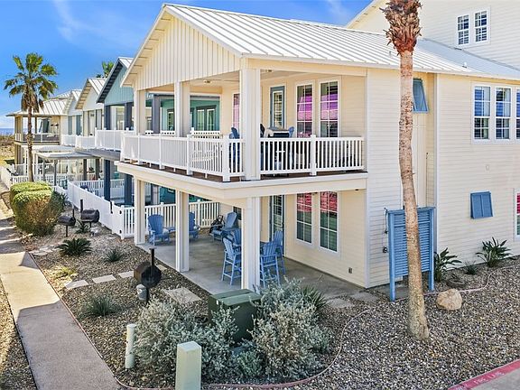 3rd image of 903 Banyan Beach Dr