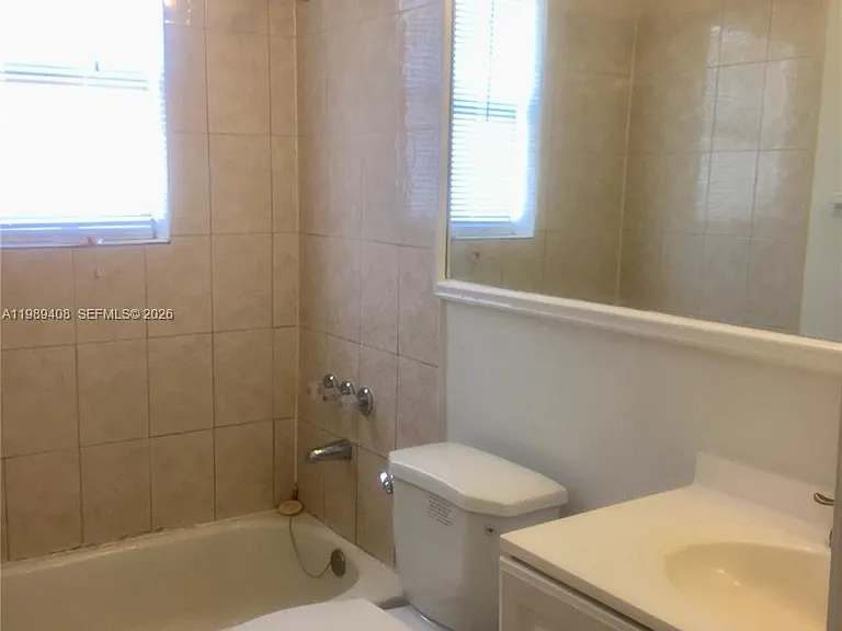 2551 NW 13th St #29 — Photo 8