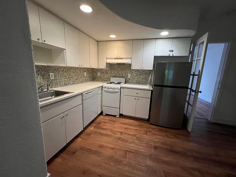 901 Euclid Ave #3 — Photo 9
