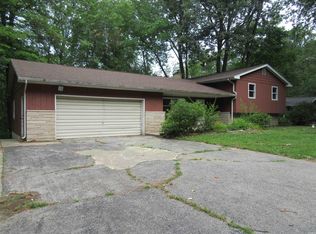 2200 S Ridgeview Rd, Logansport, IN 46947