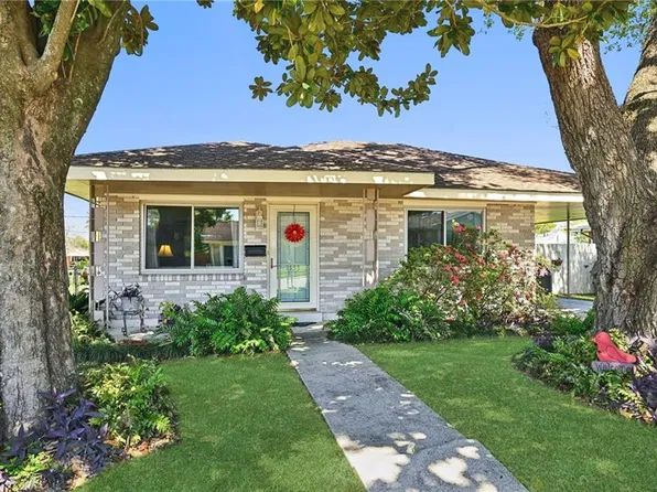 2133 Esplanade Pl, Terrytown, LA 70056