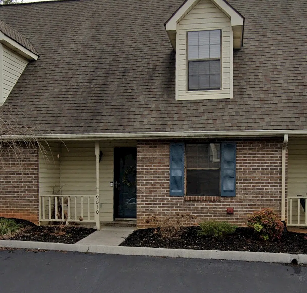 2 bed, 1008 sqft, $1,700 — Photo 1