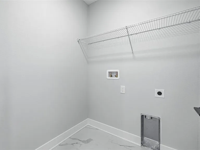 4208 W Carmen St #C — Photo 28