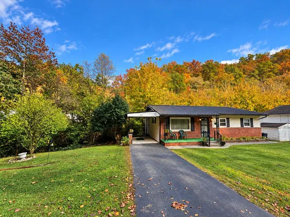 659 Ratliff Creek Rd, Pikeville, KY 41501
