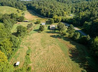 231 Beasley Hollow Rd, Linden, TN 37096