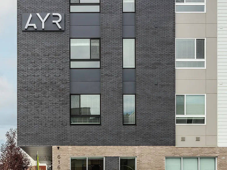 AYR Apartments — Photo 10
