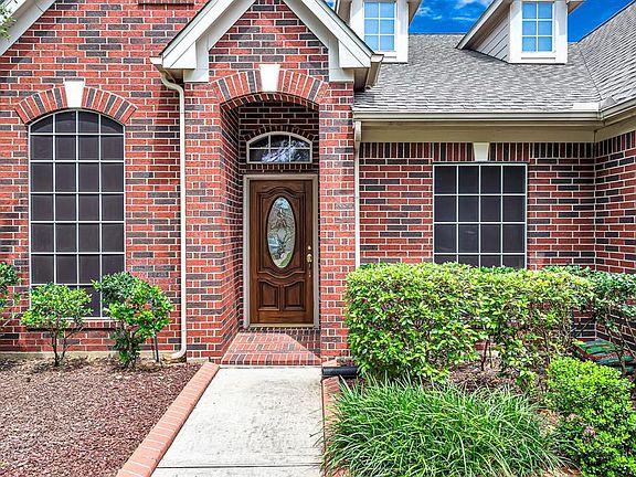 4th image of 24022 Northshire Ln