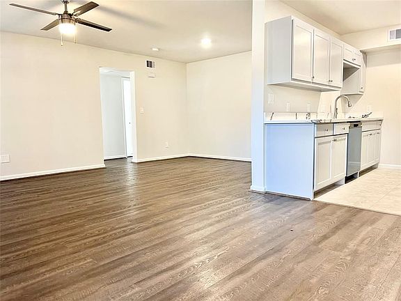 2nd image of 9019 Gaylord Dr APT 71