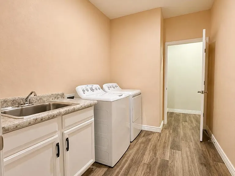 2425 W Bronco Butte Trl #2008 — Photo 20