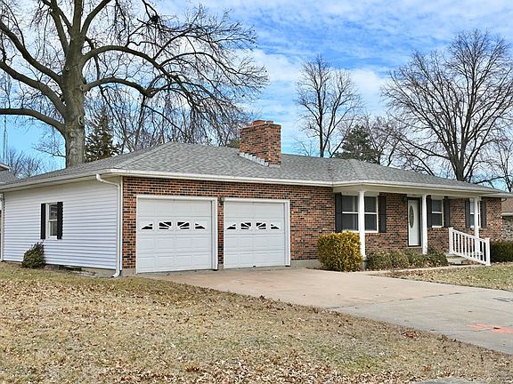 2nd image of 801 Overbrook Dr